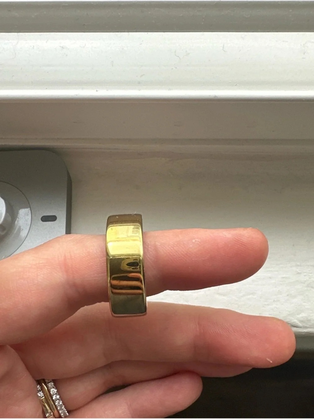 Oura Charger Dock with Gold Accent and Silver Base